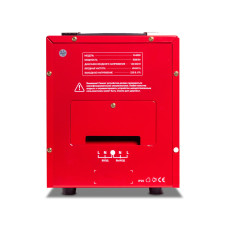 Стабилизатор (AVR), SVC, R-5000, 5000ВА/5000Вт, Диапазон работы AVR: 140-260В, Выходное напряжение: 220В +/-7%, Задержка включения, Клеммная колодка, LCD-дисплей, Защита: от перегрузки, короткого замыкания, повышенной температуры, Чёрно-красный